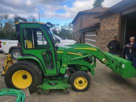 2012 John Deere 3720