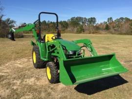 2022 John Deere 3038E TLB