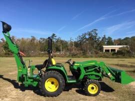 2022 John Deere 3038E TLB