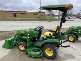 2015 John Deere 1025R