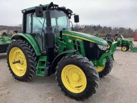 2021 John Deere 6110M