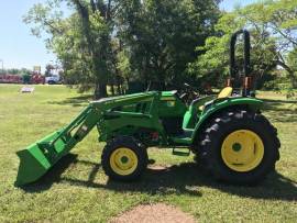 2022 John Deere 4044M