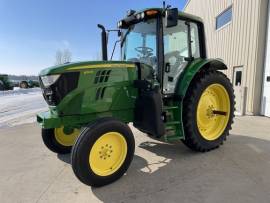 2019 John Deere 6110M