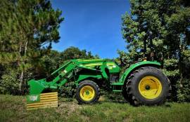 2022 John Deere 4052M