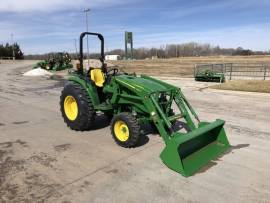 2022 John Deere 4052M