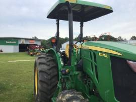 2015 John Deere 5075E