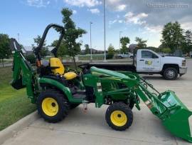 2022 John Deere 2025R TLB