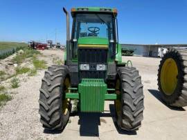 1995 John Deere 7700