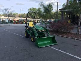 2022 John Deere 1025R