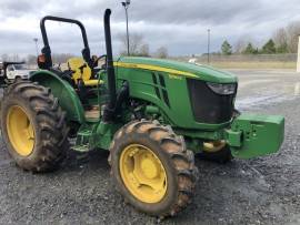 2018 John Deere 5090E