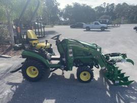 2022 John Deere 1025R