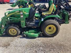 2010 John Deere 2320