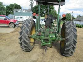 1981 John Deere 2940