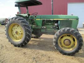 1981 John Deere 2940