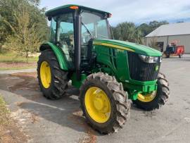 2022 John Deere 5100E