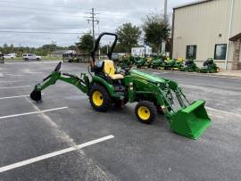 2022 John Deere 2025R TLB