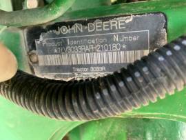 2015 John Deere 3033R