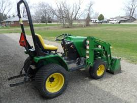 2002 John Deere 4010