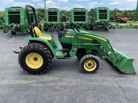 2007 John Deere 3203