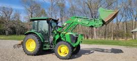 2013 John Deere 5115M