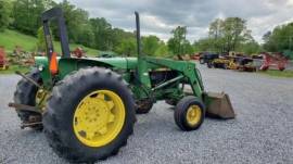 John Deere 2355