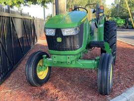 2022 John Deere 5075E