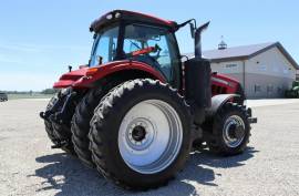 2015 Case IH Magnum 220