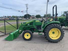 2019 John Deere 4044M