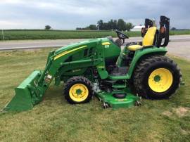 2022 John Deere 3033R