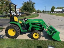 2022 John Deere 3032E