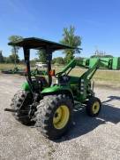 2000 John Deere 4400