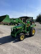 2000 John Deere 4400