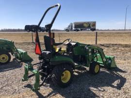 2022 John Deere 1025R