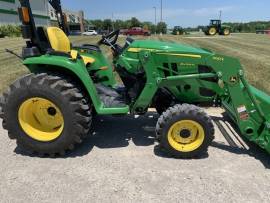 2022 John Deere 3038E