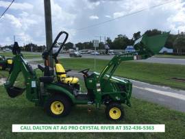 2022 John Deere 1025R TLB