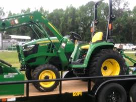 2022 John Deere 3032E