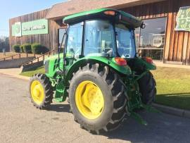 2022 John Deere 5075E