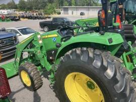 2022 John Deere 4052R