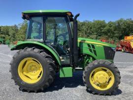 2022 John Deere 5075E