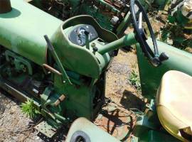 John Deere 3010