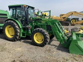 2018 John Deere 5100M