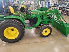 2022 John Deere 3038E