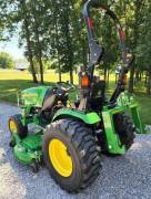 2011 John Deere 2520