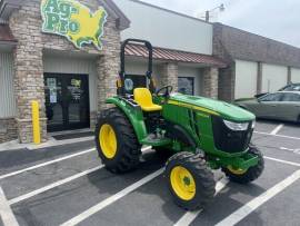 2022 John Deere 4052M