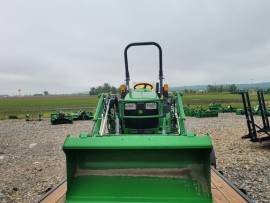 2021 John Deere 2025R