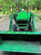 2010 John Deere 3032E