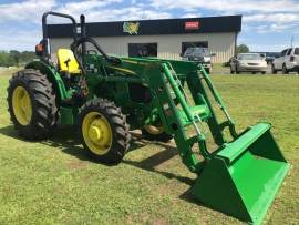 2022 John Deere 5075E