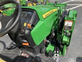 2022 John Deere 1025R