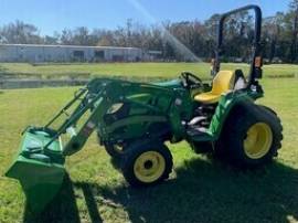 2022 John Deere 3032E