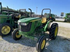 2015 John Deere 5055E